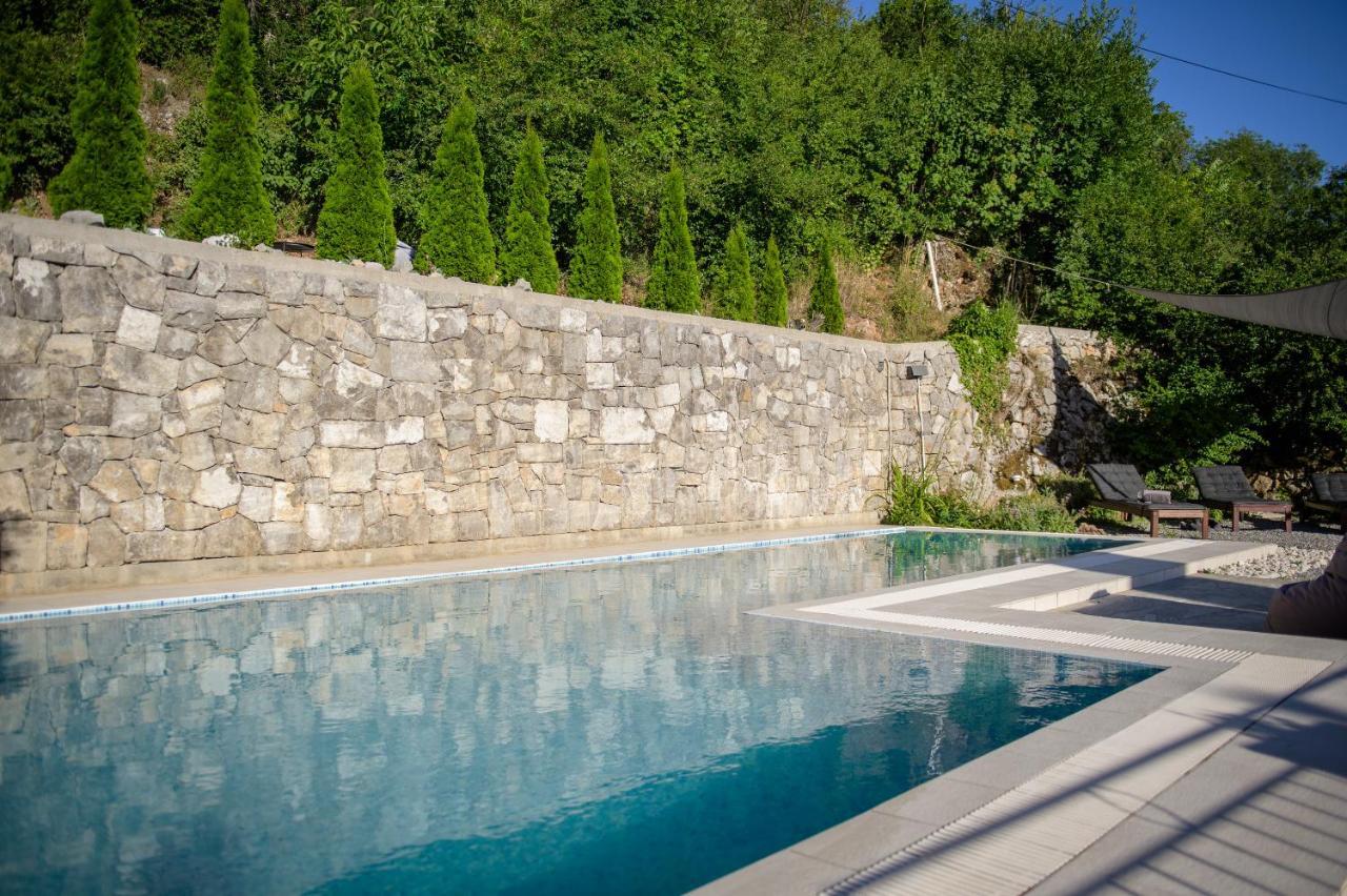 Boutique B&B Mali Pariz Grizane-Belgrad Exterior photo