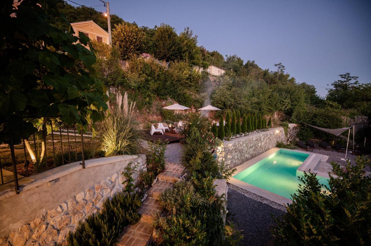 Boutique B&B Mali Pariz Grizane-Belgrad Exterior photo