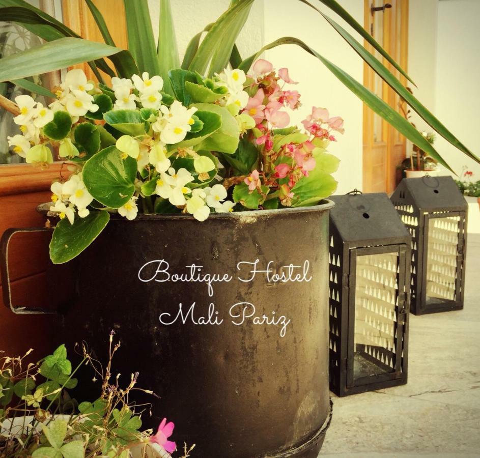 Boutique B&B Mali Pariz Grizane-Belgrad Exterior photo